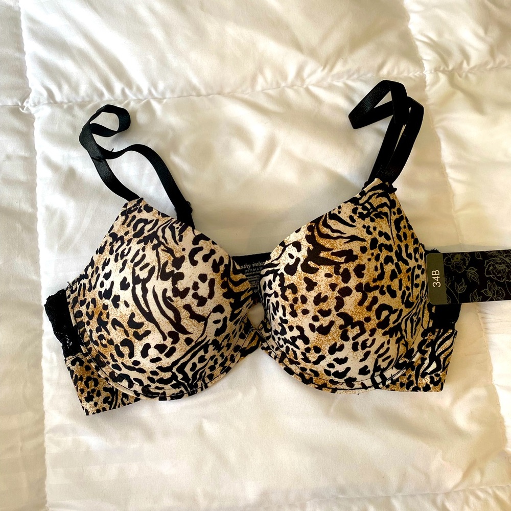 Padded push-up bra